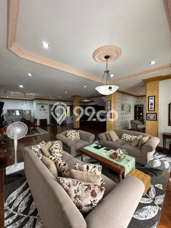 Rumah Mewah LB 345m2 Siap Pakai Desain Elegan di Pondok Indah, Jakarta Selatan Rumah Mewah LB 345m2 Siap Pakai Desain Elegan di Pondok Indah, Jakarta Selatan