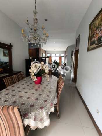 Ready to Use! Luxury House LT 500m2 Desain Elegan di Warung Buncit Ready to Use! Luxury House LT 500m2 Desain Elegan di Warung Buncit