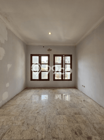 Rumah Luxury Modern Tanpa Renovasi di Warung Buncit Jakarta Selatan Rumah Luxury Modern Tanpa Renovasi di Warung Buncit Jakarta Selatan