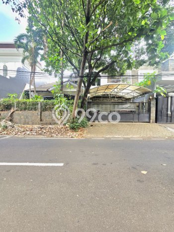 Ready to Use! Luxury House LT 400m2 Desain Modern di Pondok Indah Ready to Use! Luxury House LT 400m2 Desain Modern di Pondok Indah