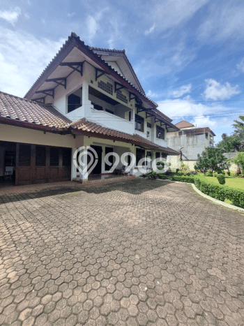 Dijual Rumah Premium dengan Fasilitas Sekitar Komplit di Cilandak, Jakarta Selatan Dijual Rumah Premium dengan Fasilitas Sekitar Komplit di Cilandak, Jakarta Selatan