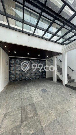 Rumah Mewah Dijual LT 180m2 di Cilandak, Jakarta Selatan Rumah Mewah Dijual LT 180m2 di Cilandak, Jakarta Selatan