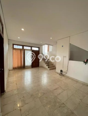Rumah Eksklusif Siap Huni LT 17m2 di Kebayoran Baru, Jakarta Selatan Rumah Eksklusif Siap Huni LT 17m2 di Kebayoran Baru, Jakarta Selatan