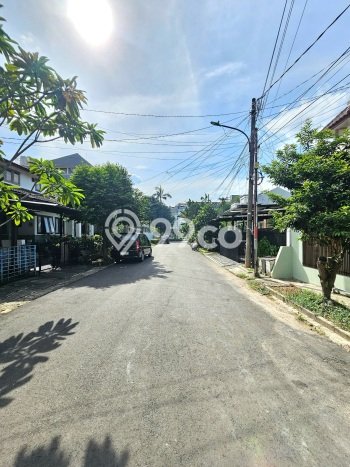 Ready to Use! Luxury House LT 145m2 Desain Modern di Lebak Bulus Ready to Use! Luxury House LT 145m2 Desain Modern di Lebak Bulus