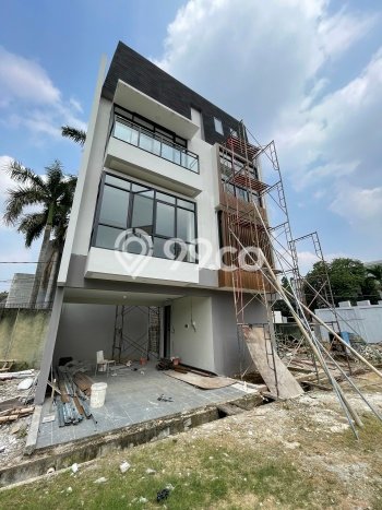 For Sale! Luxury House LT 75m2 Desain Elegan di Kemang For Sale! Luxury House LT 75m2 Desain Elegan di Kemang