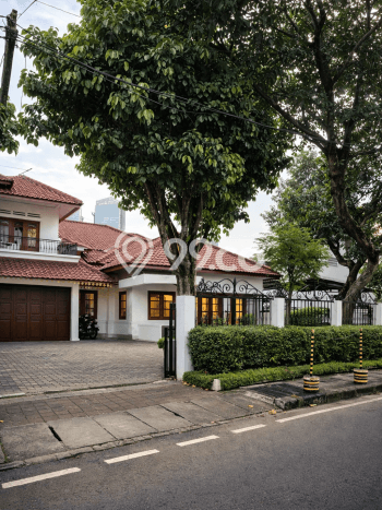 Hunian Eksklusif Dijual LT 650m2 di Menteng, Jakarta Pusat Hunian Eksklusif Dijual LT 650m2 di Menteng, Jakarta Pusat