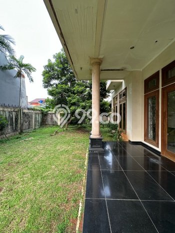 Rumah Elit Modern Tanpa Renovasi di Lebak Bulus Jakarta Selatan Rumah Elit Modern Tanpa Renovasi di Lebak Bulus Jakarta Selatan