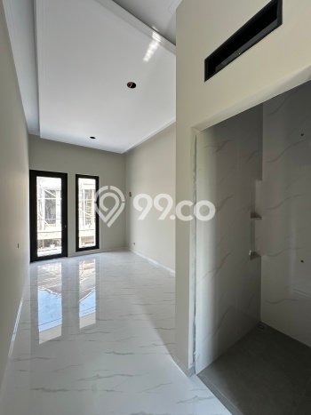 Rumah Strategis Minimalis Lb 100m2 di Jagakarsa, Jakarta Selatan Rumah Strategis Minimalis Lb 100m2 di Jagakarsa, Jakarta Selatan
