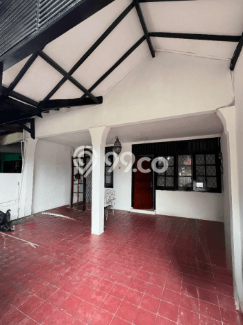 Dijual Rumah Premium dengan Fasilitas Sekitar Komplit di Cilandak, Jakarta Selatan Dijual Rumah Premium dengan Fasilitas Sekitar Komplit di Cilandak, Jakarta Selatan