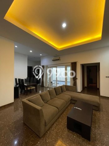 KESEMPATAN TERBAIK! Rumah di Pejaten, 5 KM, Ready, Luas 400m² LB 300m² KESEMPATAN TERBAIK! Rumah di Pejaten, 5 KM, Ready, Luas 400m² LB 300m²