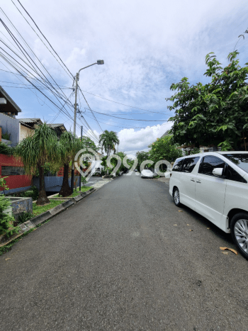Ready to Use! Luxury House LT 194m2 Desain Elegan di Pondok Indah Ready to Use! Luxury House LT 194m2 Desain Elegan di Pondok Indah