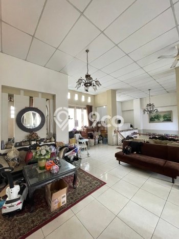 Rumah Elit Modern Tanpa Renovasi di Kemang Jakarta Selatan Rumah Elit Modern Tanpa Renovasi di Kemang Jakarta Selatan