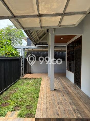 Ready to Use! Premium House LT 176m2 Desain Elegan di Lebak Bulus Ready to Use! Premium House LT 176m2 Desain Elegan di Lebak Bulus