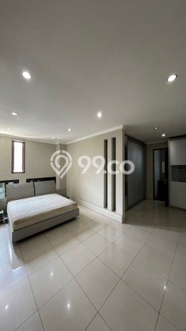 Rumah Mewah LB 400m2 Siap Pakai Desain Elegan di Cipete, Jakarta Selatan Rumah Mewah LB 400m2 Siap Pakai Desain Elegan di Cipete, Jakarta Selatan