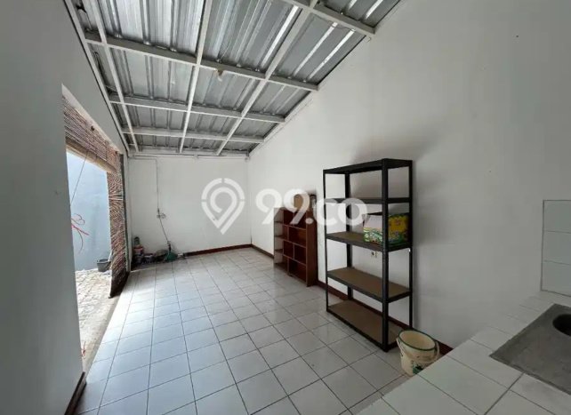 Dijual Rumah 3 Kamar Lokasi Ideal Bagus dan Strategis di Cinere Dijual Rumah 3 Kamar Lokasi Ideal Bagus dan Strategis di Cinere