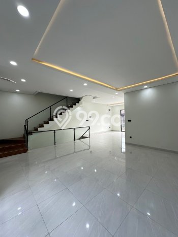 Best Deal Hunian Mewah Ideal dan Luas di Cilandak, Jakarta Selatan Best Deal Hunian Mewah Ideal dan Luas di Cilandak, Jakarta Selatan