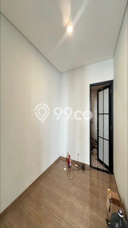 Ready to Use! Luxury House LT 155m2 Desain Modern di Ampera Ready to Use! Luxury House LT 155m2 Desain Modern di Ampera