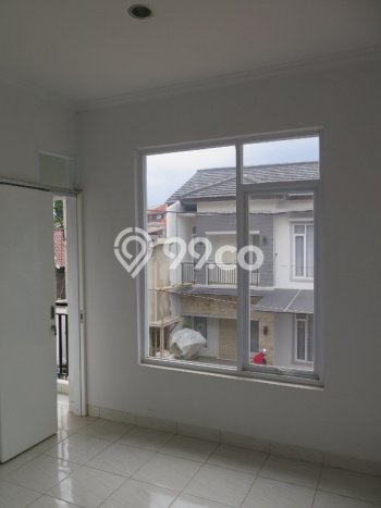 Hunian Cantik Modern Lb 96m2 di Jagakarsa, Jakarta Selatan Hunian Cantik Modern Lb 96m2 di Jagakarsa, Jakarta Selatan