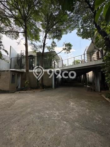 Dijual Rumah Luas Elegan Dengan View Eksklusif di Kemang, Jakarta Selatan Dijual Rumah Luas Elegan Dengan View Eksklusif di Kemang, Jakarta Selatan