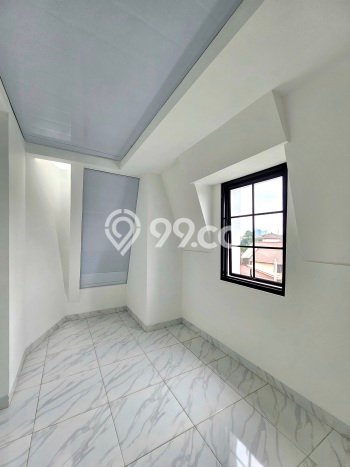 Rumah Elit Modern Siap Huni di Lebak Bulus Jakarta Selatan Rumah Elit Modern Siap Huni di Lebak Bulus Jakarta Selatan