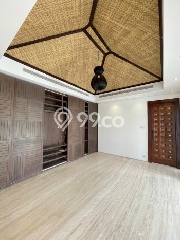 For Sale! Luxury House LT 408m2 Desain Elegan di Pondok Indah For Sale! Luxury House LT 408m2 Desain Elegan di Pondok Indah