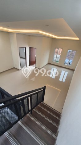 Dijual Hunian Mewah dengan Fasilitas Sekitar Lengkap di Tebet, Jakarta Selatan Dijual Hunian Mewah dengan Fasilitas Sekitar Lengkap di Tebet, Jakarta Selatan