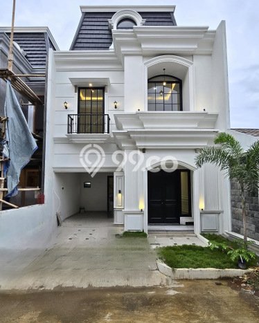 Siap Huni Rumah Mewah 5 Kamar di Jagakarsa Dekat ke Mana Pun Siap Huni Rumah Mewah 5 Kamar di Jagakarsa Dekat ke Mana Pun