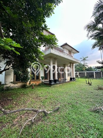 Rumah Elit Modern Tanpa Renovasi di Lebak Bulus Jakarta Selatan Rumah Elit Modern Tanpa Renovasi di Lebak Bulus Jakarta Selatan