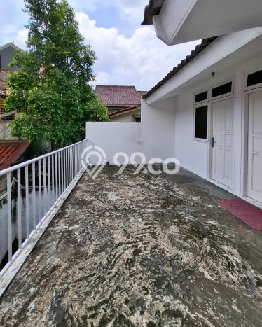 For Sale! Luxury House LT 234m2 Desain Modern di Lebak Bulus For Sale! Luxury House LT 234m2 Desain Modern di Lebak Bulus