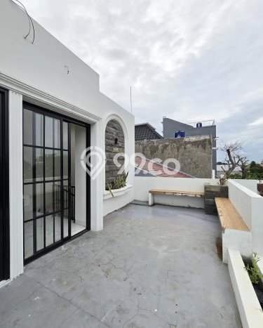 Siap Huni Rumah Mewah 5 Kamar di Jagakarsa Dekat ke Mana Pun Siap Huni Rumah Mewah 5 Kamar di Jagakarsa Dekat ke Mana Pun