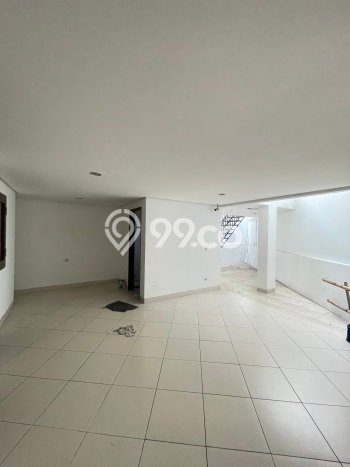 For Sale! Luxury House LT 408m2 Desain Elegan di Pondok Indah For Sale! Luxury House LT 408m2 Desain Elegan di Pondok Indah