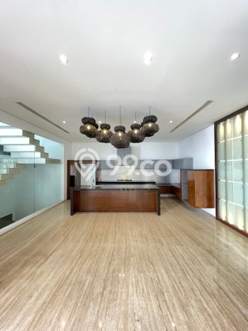 For Sale! Luxury House LT 408m2 Desain Elegan di Pondok Indah For Sale! Luxury House LT 408m2 Desain Elegan di Pondok Indah
