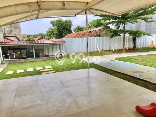 Tanah Dijual di Jakarta Selatan Seluas 229m2 Strategis Tanah Dijual di Jakarta Selatan Seluas 229m2 Strategis