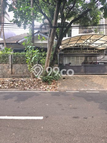 Ready to Use! Luxury House LT 400m2 Desain Modern di Pondok Indah Ready to Use! Luxury House LT 400m2 Desain Modern di Pondok Indah