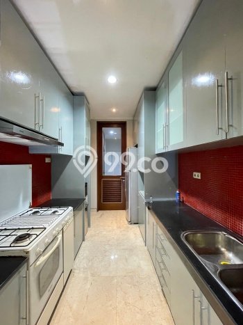Disewakan Rumah Konsep Modern di Kemang Jakarta Selatan dengan 5 KT Disewakan Rumah Konsep Modern di Kemang Jakarta Selatan dengan 5 KT