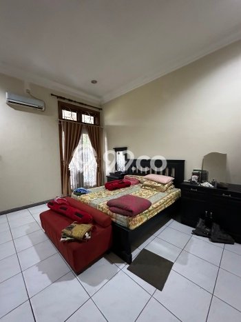 Rumah Elit Modern Tanpa Renovasi di Lebak Bulus Jakarta Selatan Rumah Elit Modern Tanpa Renovasi di Lebak Bulus Jakarta Selatan