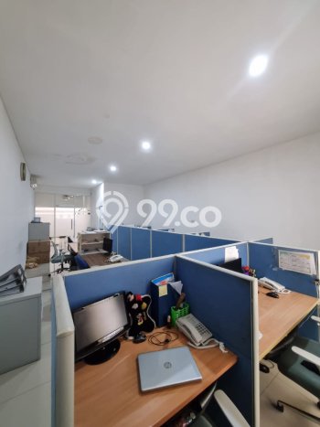 Dijual! Ruko di Cipete Jakarta Selatan LT 101m2 / LB 225m2 Kawasan Strategis Dijual! Ruko di Cipete Jakarta Selatan LT 101m2 / LB 225m2 Kawasan Strategis