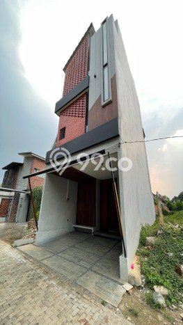 Dijual Hunian Mewah dengan Fasilitas Sekitar Komplit di Jagakarsa, Jakarta Selatan Dijual Hunian Mewah dengan Fasilitas Sekitar Komplit di Jagakarsa, Jakarta Selatan
