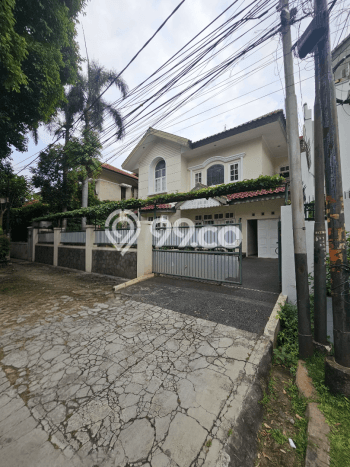 For Sale Rumah Mewah Exclusive di Kebayoran Baru, Jakarta Selatan For Sale Rumah Mewah Exclusive di Kebayoran Baru, Jakarta Selatan