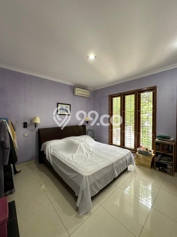 Hunian Mewah LB 200m2 Siap Pakai Desain Elegan di Pondok Indah, Jakarta Selatan Hunian Mewah LB 200m2 Siap Pakai Desain Elegan di Pondok Indah, Jakarta Selatan