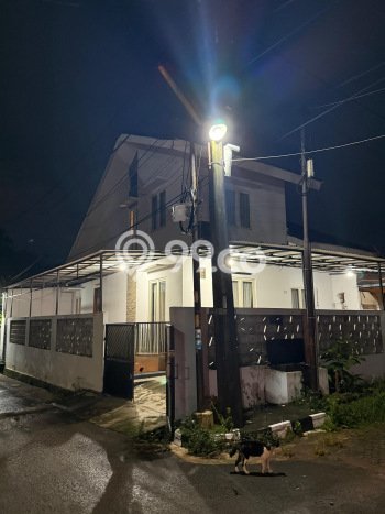 Rumah Modern Cantik 4 KT Bisa Langsung Pindah di Cinere Rumah Modern Cantik 4 KT Bisa Langsung Pindah di Cinere