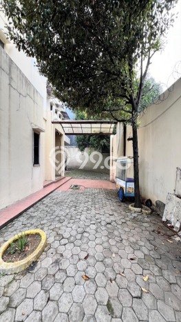 Hunian Mewah LB 900m2 Siap Pakai Desain Elegan di Ragunan, Jakarta Selatan Hunian Mewah LB 900m2 Siap Pakai Desain Elegan di Ragunan, Jakarta Selatan