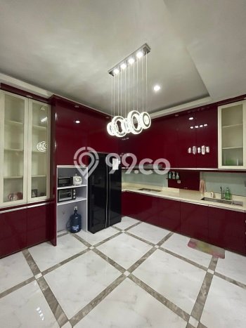 Dijual Rumah Luas Elegan Dengan View Cantik di Kebagusan, Jakarta Selatan Dijual Rumah Luas Elegan Dengan View Cantik di Kebagusan, Jakarta Selatan