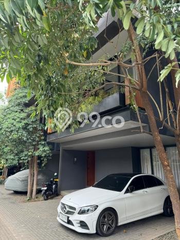 Disewakan Rumah Harga Terjangkau di Kemang Jakarta Selatan dengan 4 KT Disewakan Rumah Harga Terjangkau di Kemang Jakarta Selatan dengan 4 KT
