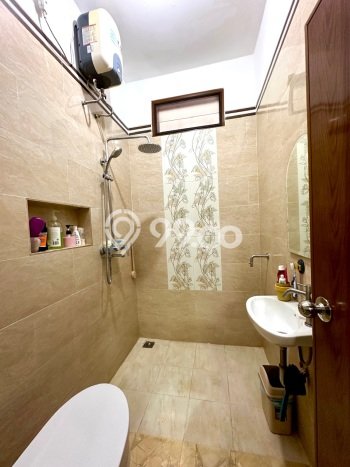 Rumah Modern Cantik 4 KT Siap Huni di Ciracas Rumah Modern Cantik 4 KT Siap Huni di Ciracas