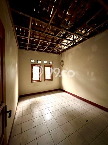 Jual Rumah Bagus Siap Huni LB 150m2 di Ciracas, Jakarta Timur Jual Rumah Bagus Siap Huni LB 150m2 di Ciracas, Jakarta Timur