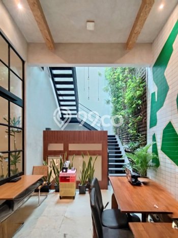 Ruko Bagus LT 384m2 LB 650m2 Dijual di Kebayoran Baru Jakarta Selatan Ruko Bagus LT 384m2 LB 650m2 Dijual di Kebayoran Baru Jakarta Selatan
