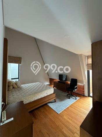Disewakan Rumah Harga Terjangkau di Kemang Jakarta Selatan dengan 4 KT Disewakan Rumah Harga Terjangkau di Kemang Jakarta Selatan dengan 4 KT