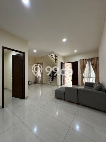 Disewakan Rumah Murah di Cipete Jakarta Selatan dengan 4 KT Disewakan Rumah Murah di Cipete Jakarta Selatan dengan 4 KT