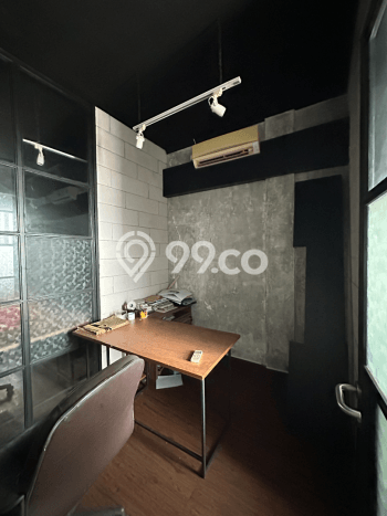 Ruko Dijual di Ciracas LT 88m2, LB 104m2 Solusi Investasi Cerdas Ruko Dijual di Ciracas LT 88m2, LB 104m2 Solusi Investasi Cerdas
